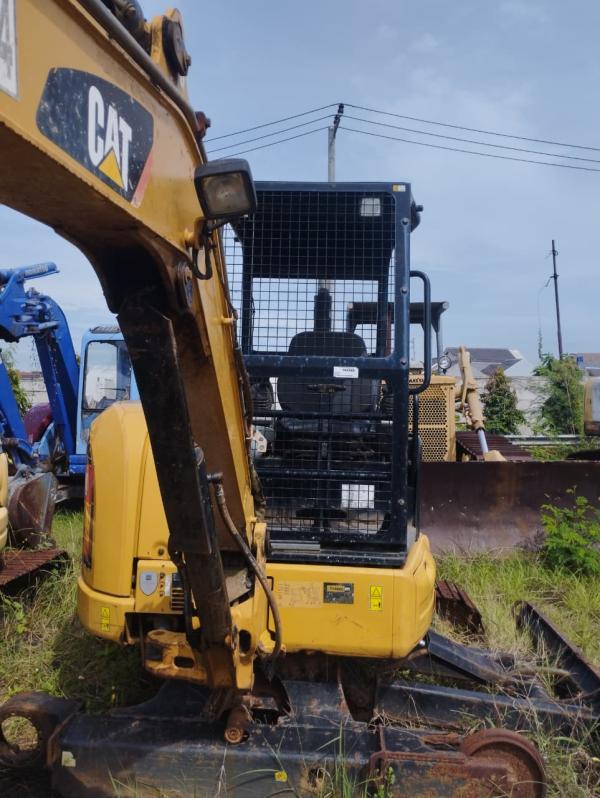 MINI EXCAVATOR
